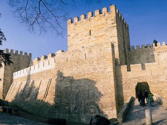 Sao Jorge Castle